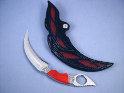 "Raptor" kerambit (Manicouagan) reverse side view. Note sheath back inlays of rayskin even in belt loop